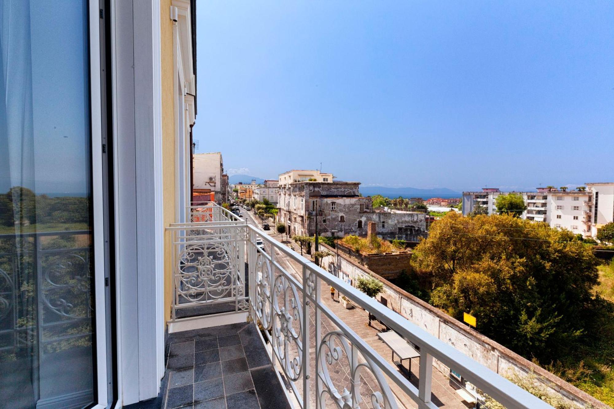 Vesuvius Palace Aparthotel Ercolano Exterior foto
